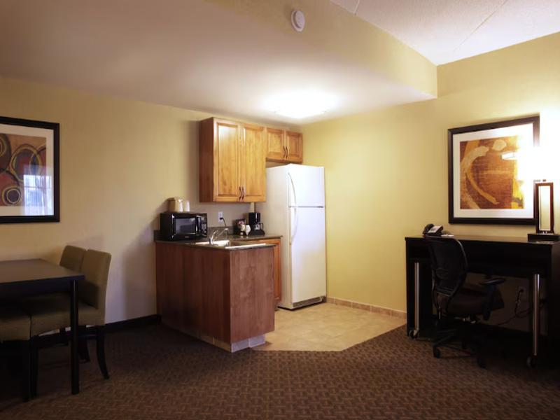 Holiday Inn Phoenix - Chandler image