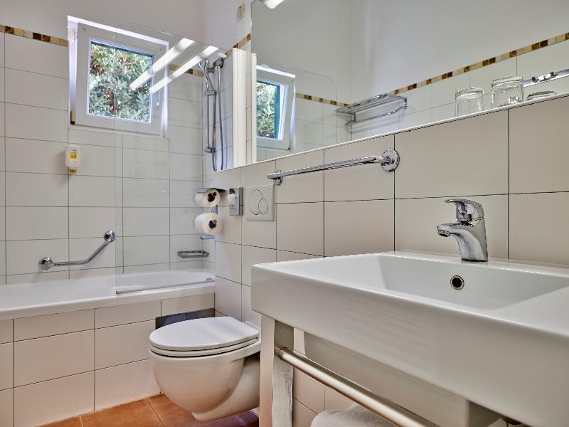 Maistra Select Naturist Park Koversada Apartments image