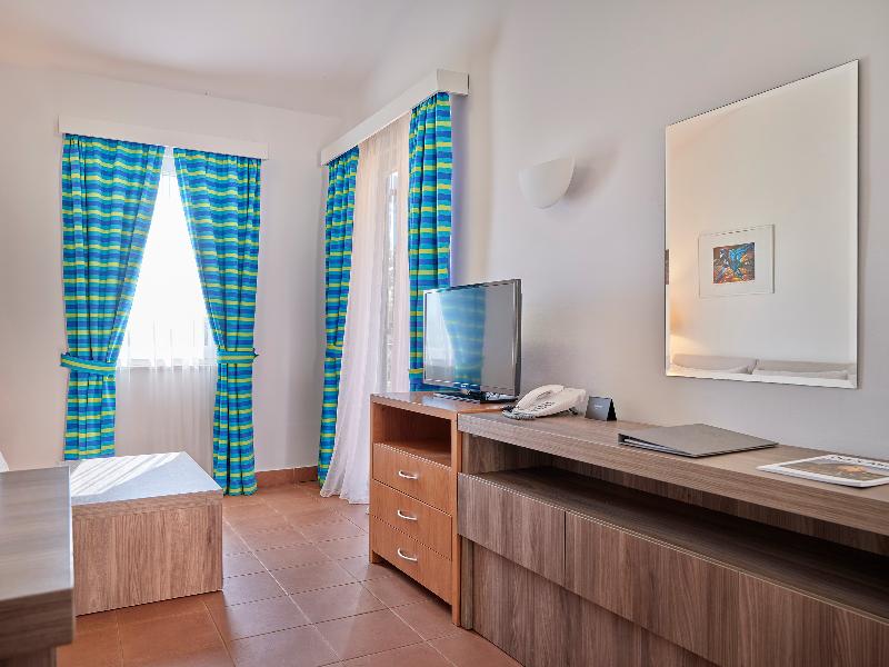 Maistra Select Naturist Park Koversada Apartments image