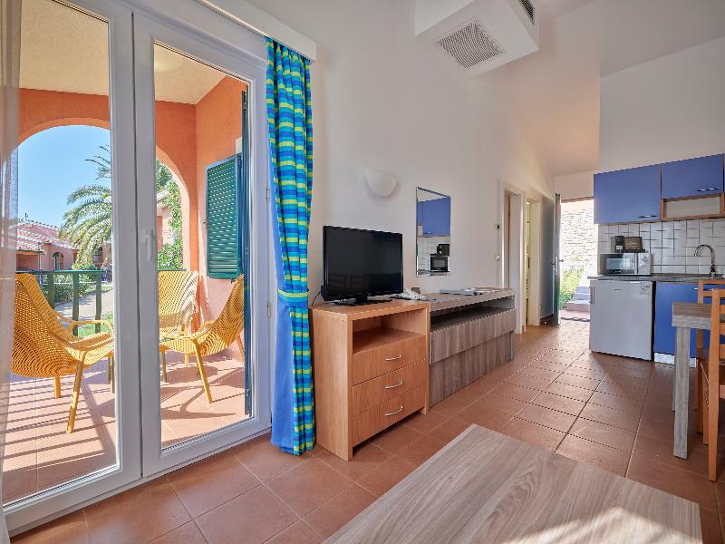 Maistra Select Naturist Park Koversada Apartments image