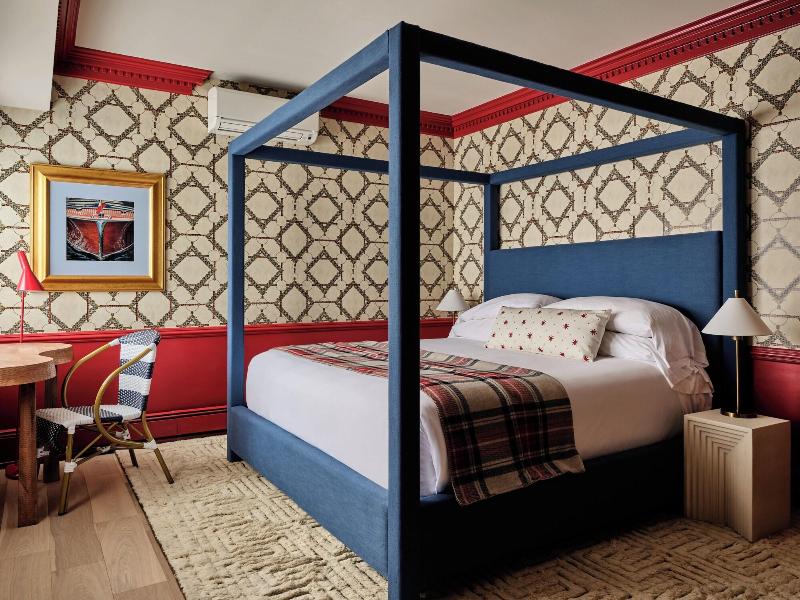 The Hotel Portsmouth image