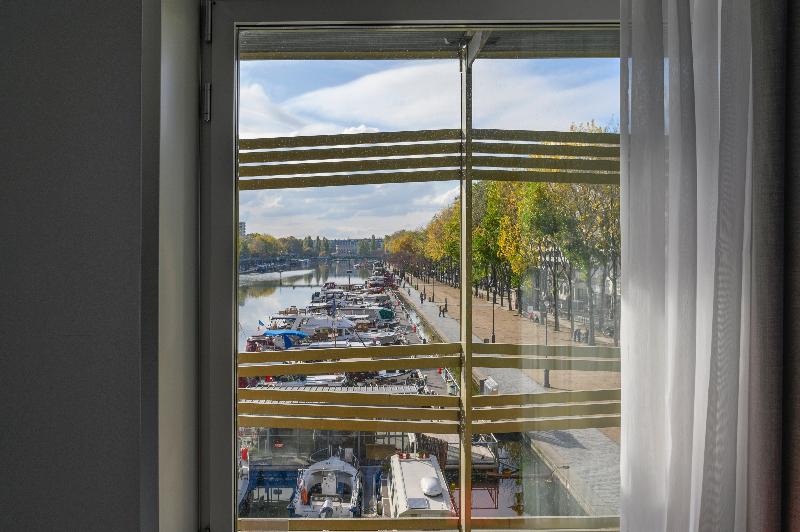 Holiday Inn Express Paris - Canal de la Villette image