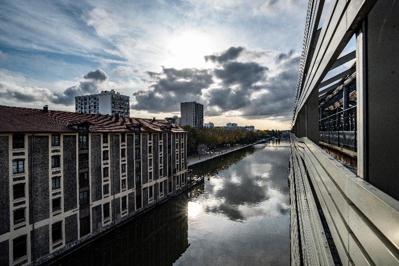 Holiday Inn Express Paris - Canal de la Villette image