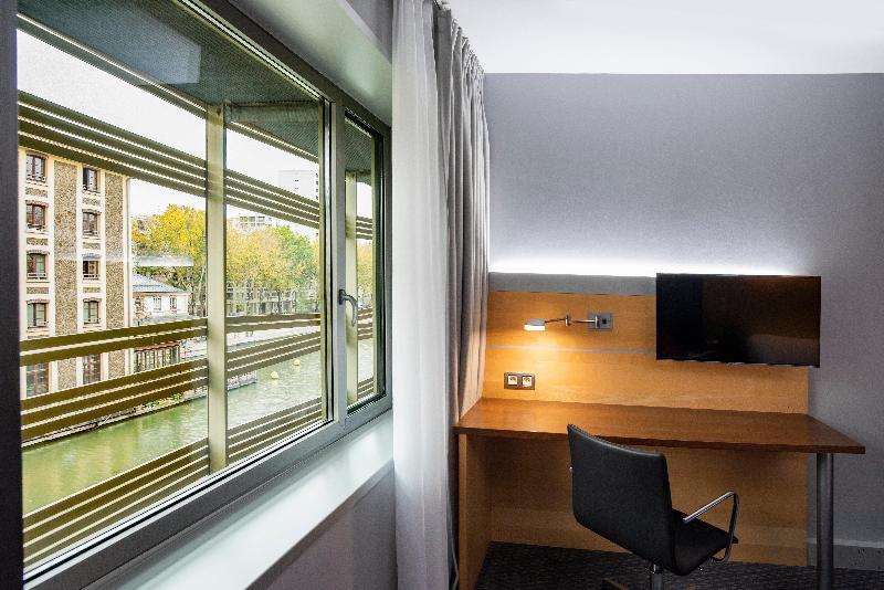 Holiday Inn Express Paris - Canal de la Villette image