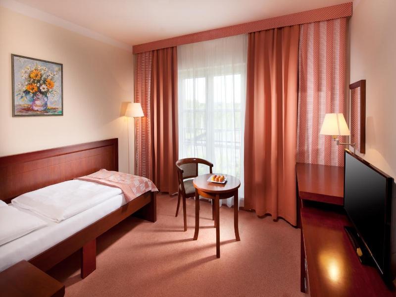 Francis Palace Spa & Wellness image