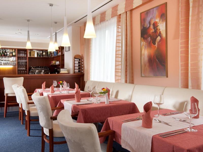 Francis Palace Spa & Wellness image