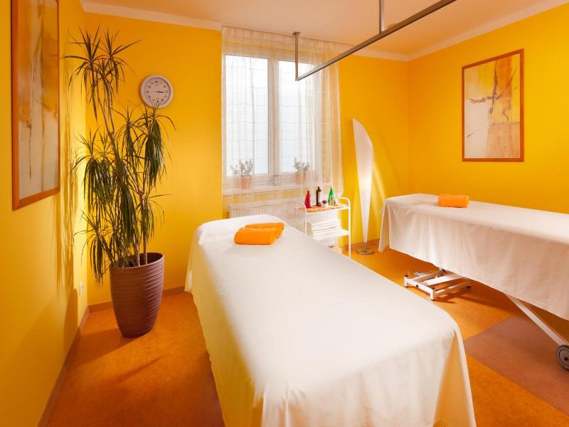 Francis Palace Spa & Wellness image