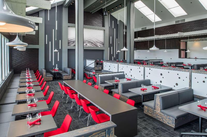 Red Lion Hotel Kennewick Columbia Center image
