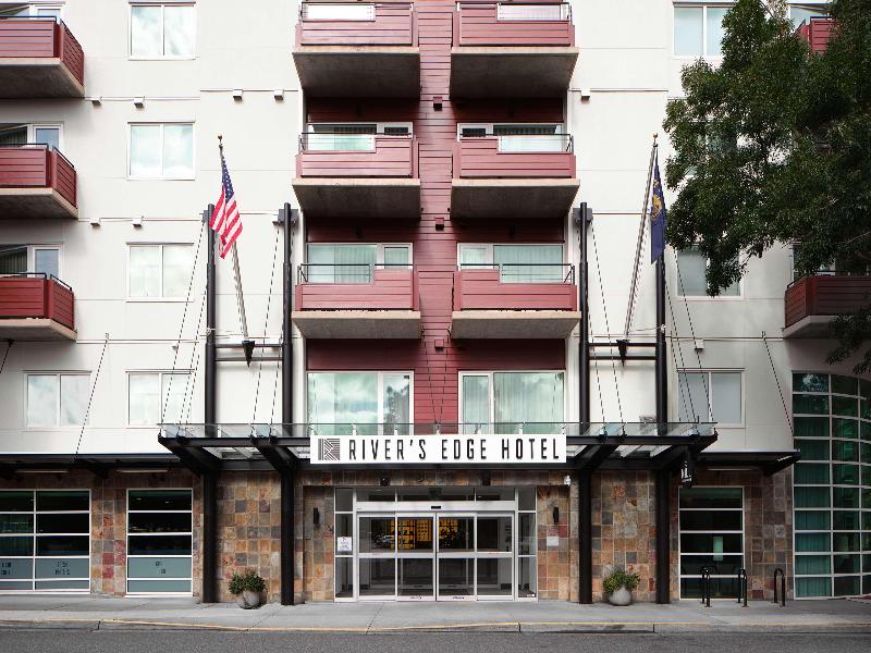 River'S Edge Hotel Portland, Tapestry Collection image