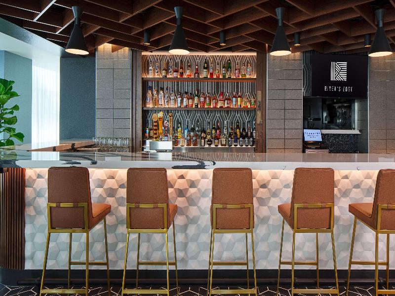 River'S Edge Hotel Portland, Tapestry Collection image