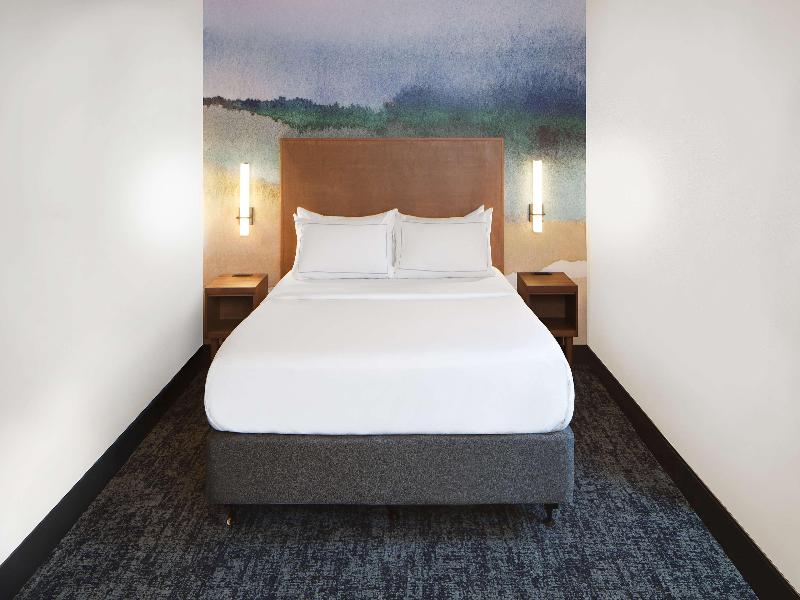 River'S Edge Hotel Portland, Tapestry Collection image