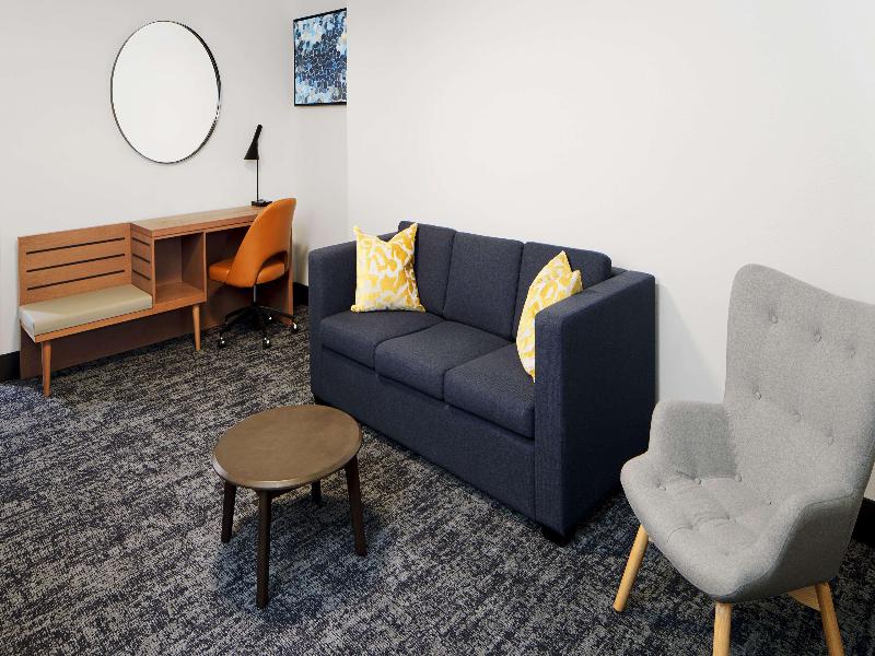 River'S Edge Hotel Portland, Tapestry Collection image