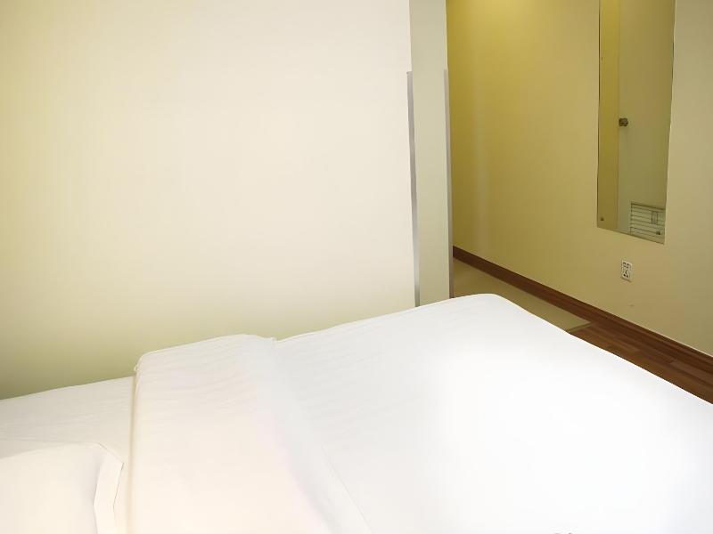 7 Days Inn Madian Bridge image