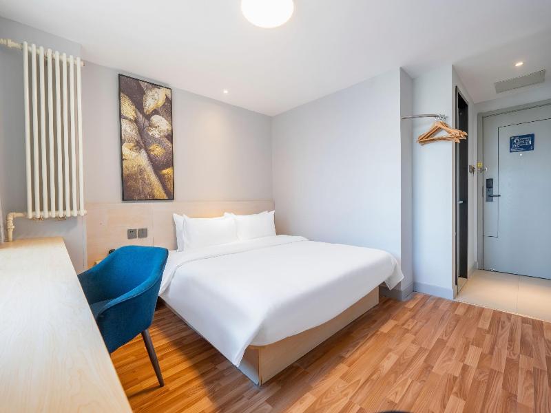 7 Days Inn Madian Bridge image