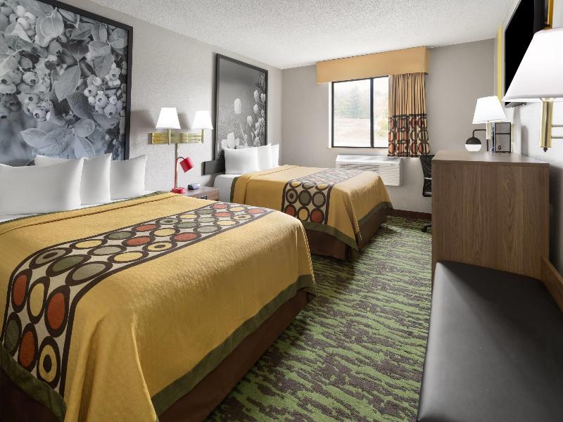 Super 8 by Wyndham New Stanton image