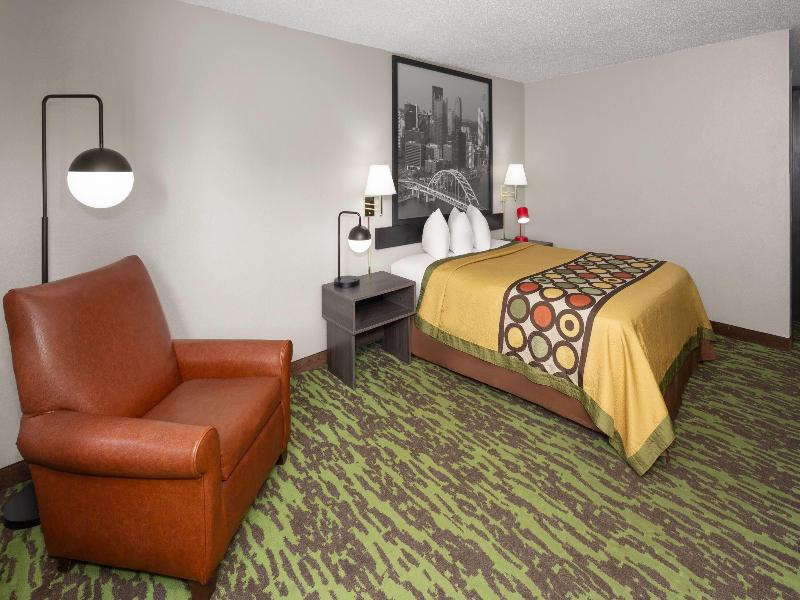 Super 8 by Wyndham New Stanton image