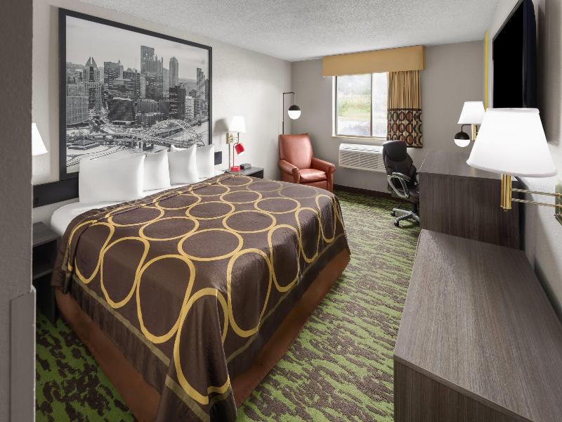 Super 8 by Wyndham New Stanton image