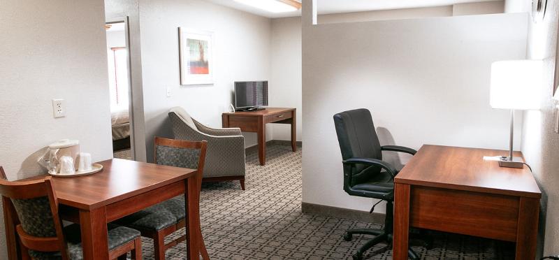 Clarion Inn Cranberry Township image