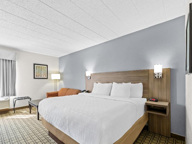 Clarion Inn Cranberry Township image