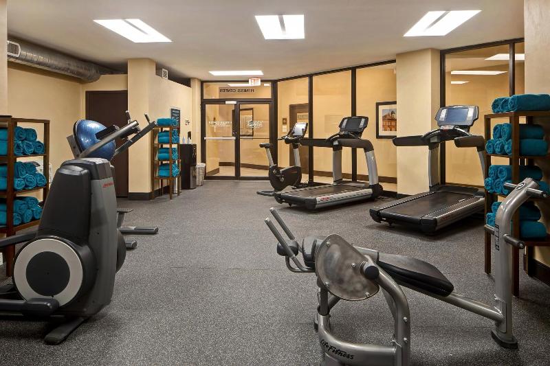 Four Points by Sheraton Peoria Downtown image