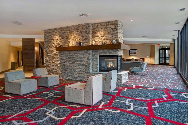 Four Points by Sheraton Peoria Downtown image