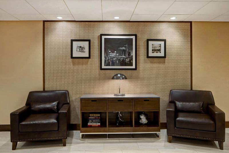 Four Points by Sheraton Peoria Downtown image