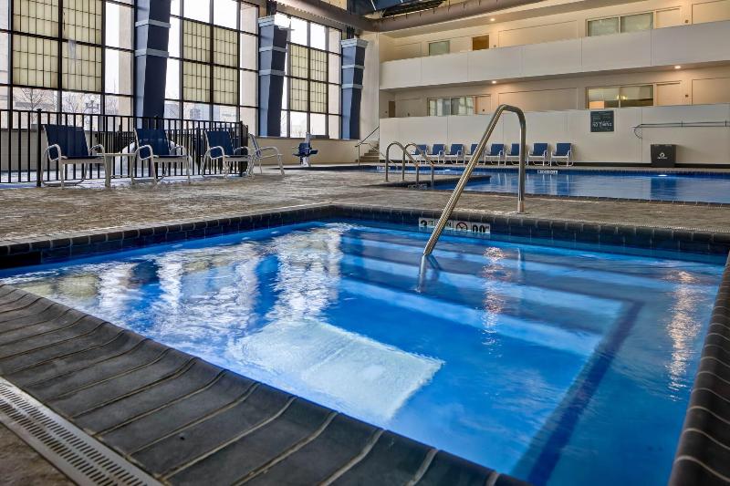 Four Points by Sheraton Peoria Downtown image