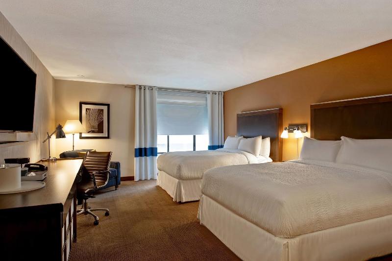 Four Points by Sheraton Peoria Downtown image