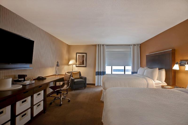 Four Points by Sheraton Peoria Downtown image