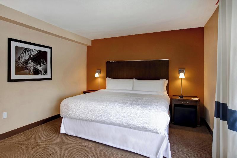Four Points by Sheraton Peoria Downtown image