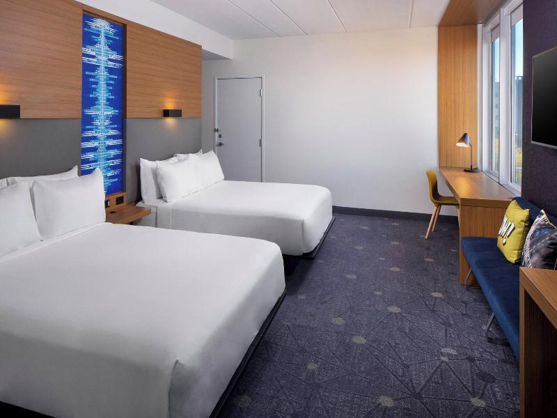 Aloft Tempe image