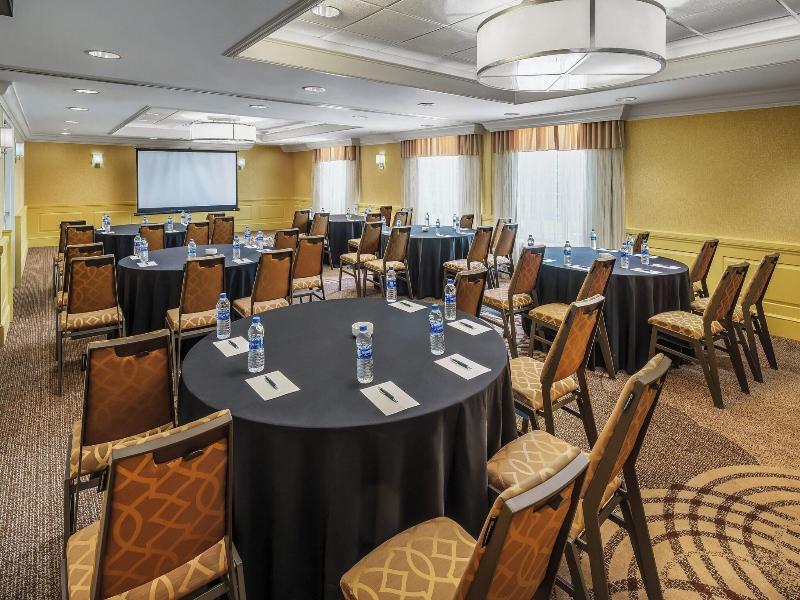 Sheraton Great Valley Hotel image