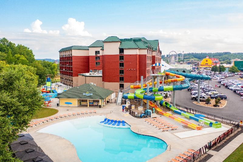 Country Cascades Waterpark Resorts