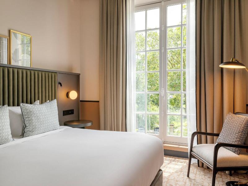 Le Parchamp, Paris Boulogne, a Tribute Portfolio image