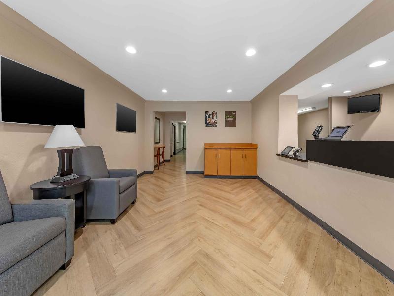Extended Stay Deluxe West Palm Beach - Northpoint image
