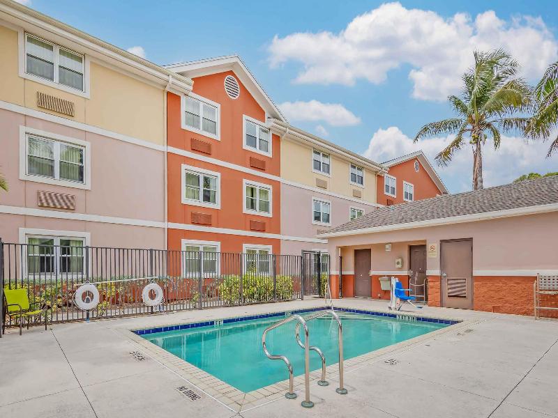 Extended Stay Deluxe West Palm Beach - Northpoint image