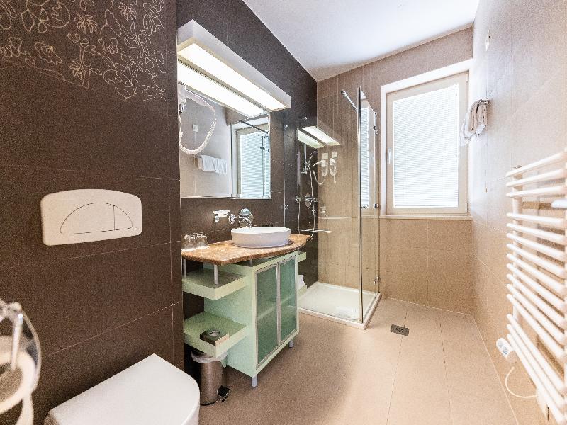 Boutique hotel Portorose image