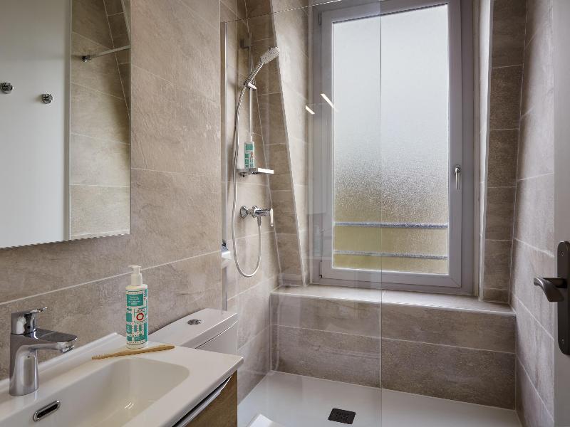 Aparthotel Adagio access Paris Philippe Auguste image