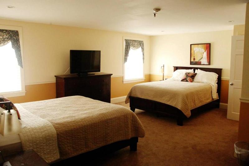 Joseph Ambler Inn image