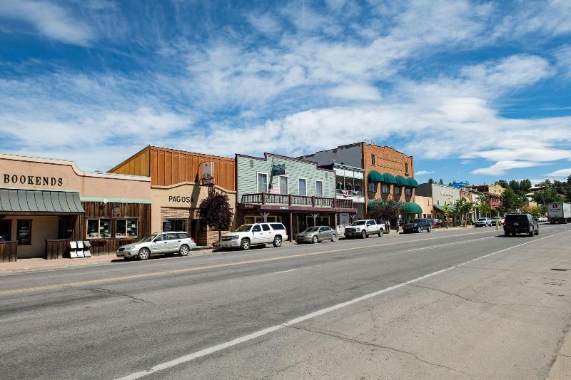 Hillside Inn image