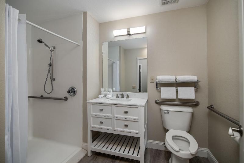 Hillside Inn image