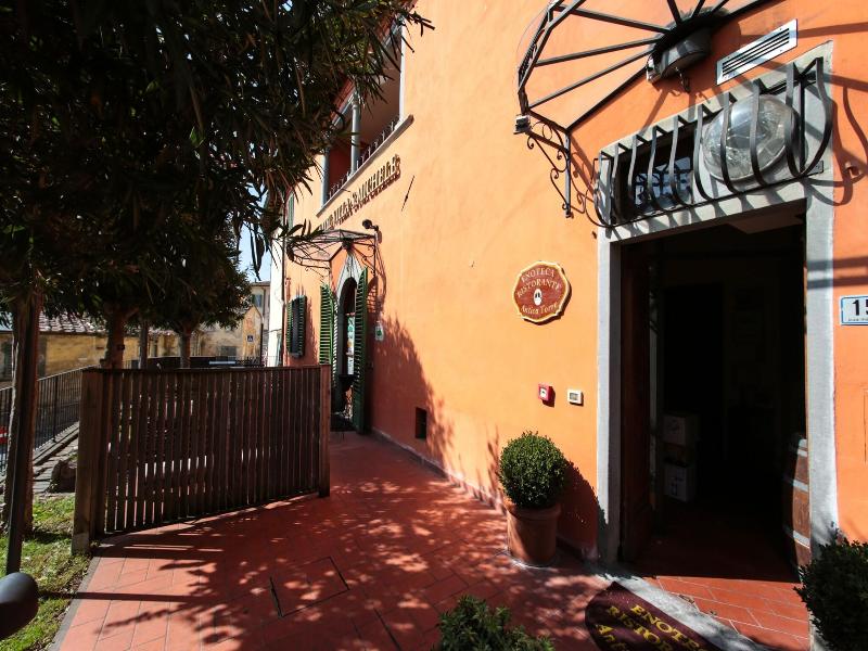 Hotel Villa S. Michele image