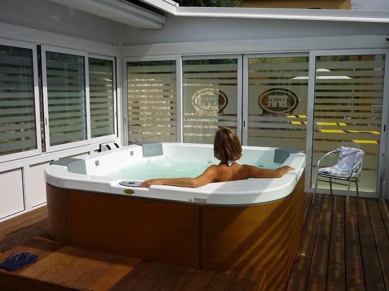 Hotel Villa S. Michele image