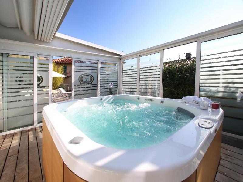 Hotel Villa S. Michele image