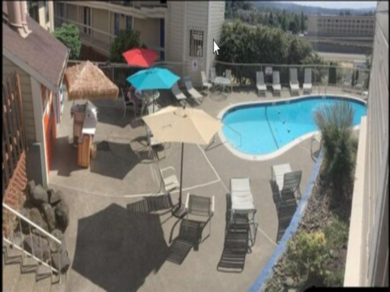 Sunnyside Inn and Suites image