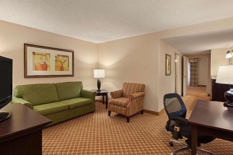 Hotel Country Inn & Suites by Radisson, Princeton, WV