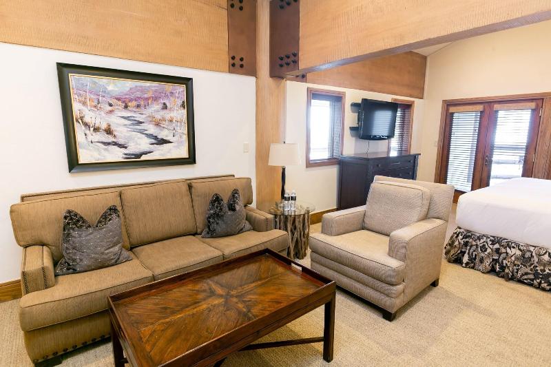 Stein Eriksen Lodge image