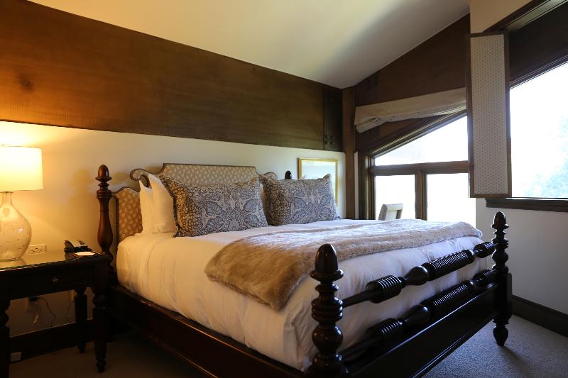 Stein Eriksen Lodge image