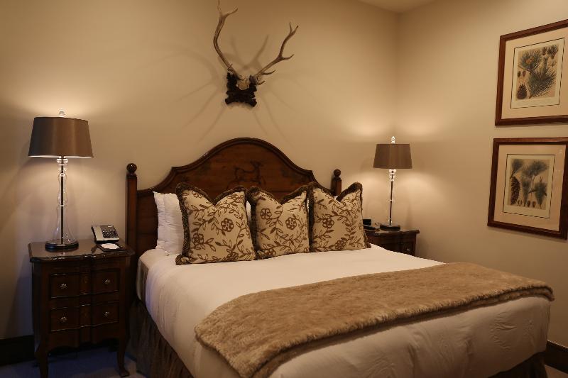 Stein Eriksen Lodge image