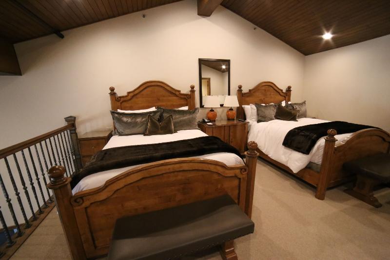 Stein Eriksen Lodge image